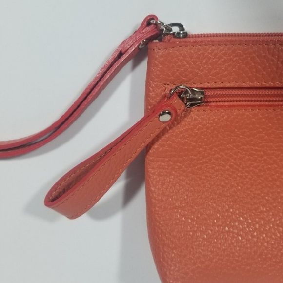 Valentina Genuine Leather Spiced Orange Wristslet - Made In Italy EUC - Picture 5 of 9